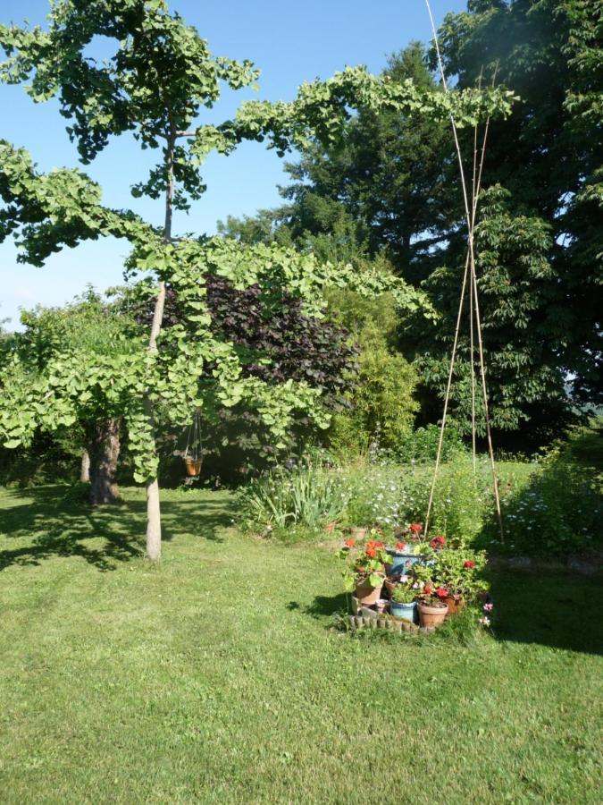 Holiday home Rendez-vous Au Jardin